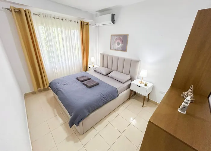 Adriatic Dream Haven C41 * Golem (Tirana)