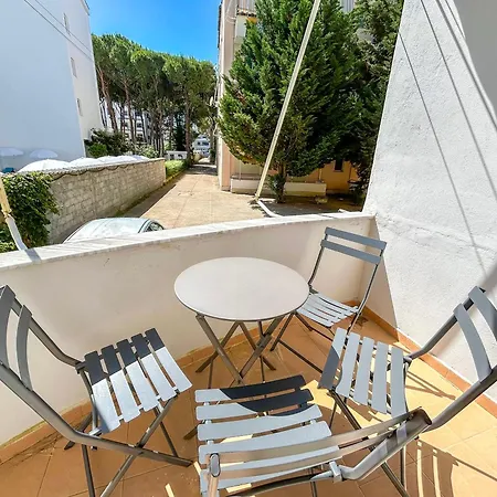 Adriatic Dream Haven C41 Golem (Tirana)