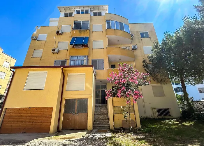 Adriatic Dream Haven C41 * Golem (Tirana)